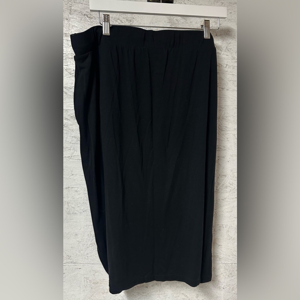 St. John's Bay Black Midi Skirt - Picture 3 of 9